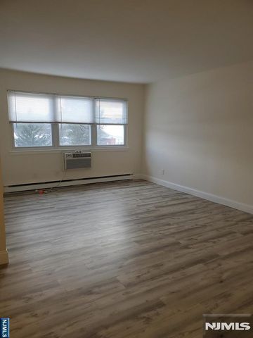 100 Pierson Miller C52, Pompton Lakes, NJ 07442
