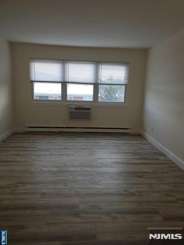 100 Pierson Miller C52, Pompton Lakes, NJ 07442