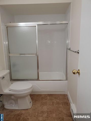 100 Pierson Miller C52, Pompton Lakes, NJ 07442