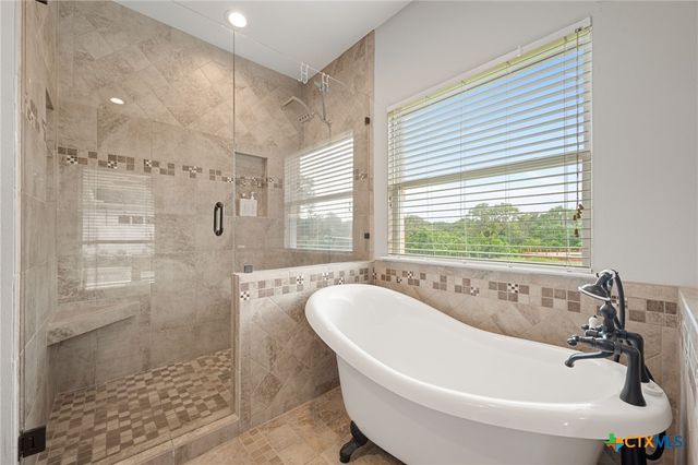 622 Thousand Oaks Loop, San Marcos, TX 78666
