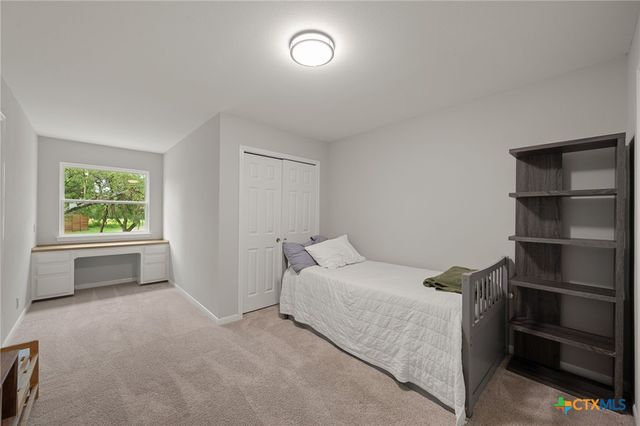 622 Thousand Oaks Loop, San Marcos, TX 78666