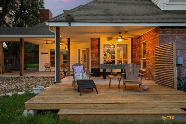 622 Thousand Oaks Loop, San Marcos, TX 78666
