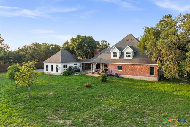 622 Thousand Oaks Loop, San Marcos, TX 78666