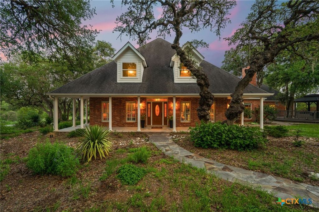 622 Thousand Oaks Loop, San Marcos, TX 78666