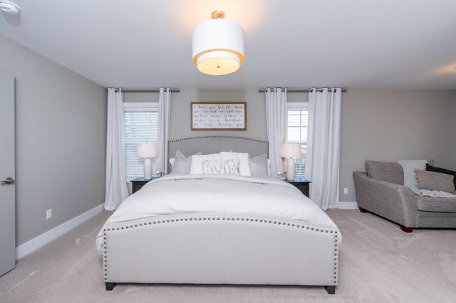 6111 Oak Hollow Court, Midland, MI 48640