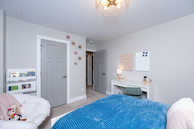 6111 Oak Hollow Court, Midland, MI 48640