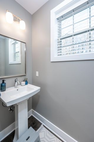 6111 Oak Hollow Court, Midland, MI 48640