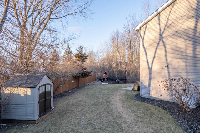 6111 Oak Hollow Court, Midland, MI 48640