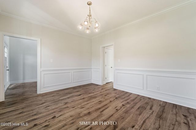 728 Regiment Road, Jacksonville, NC 28546