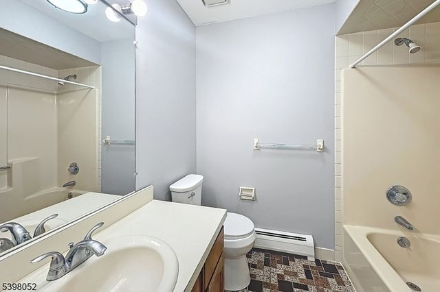 53 Mountain Ave, Rockaway Twp., NJ 07866