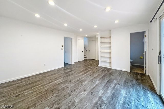 53 Mountain Ave, Rockaway Twp., NJ 07866