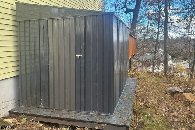 53 Mountain Ave, Rockaway Twp., NJ 07866