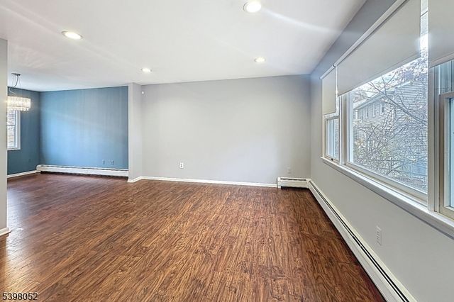 53 Mountain Ave, Rockaway Twp., NJ 07866