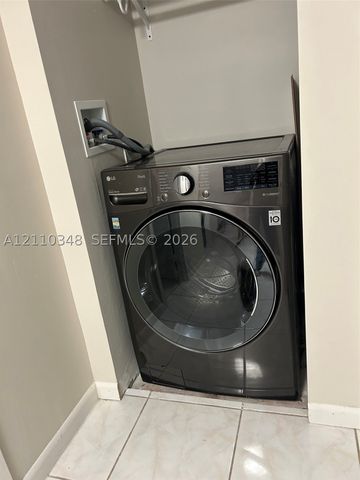 5921 Washington St 128, Hollywood, FL 33023