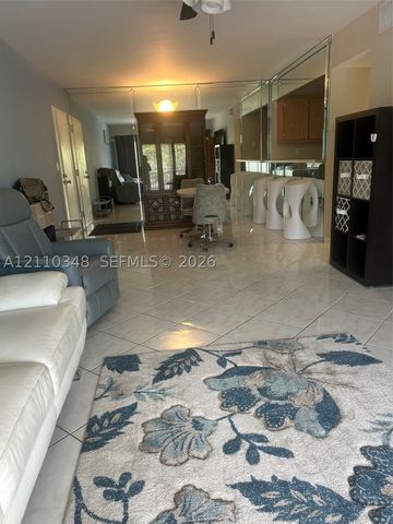 5921 Washington St 128, Hollywood, FL 33023