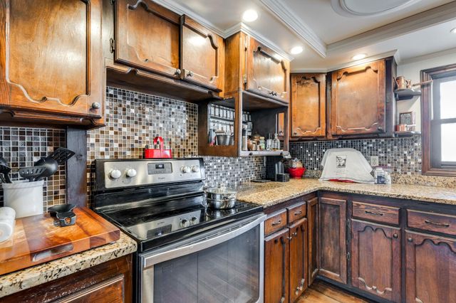 13600 E 71st St S, Derby, KS 67037