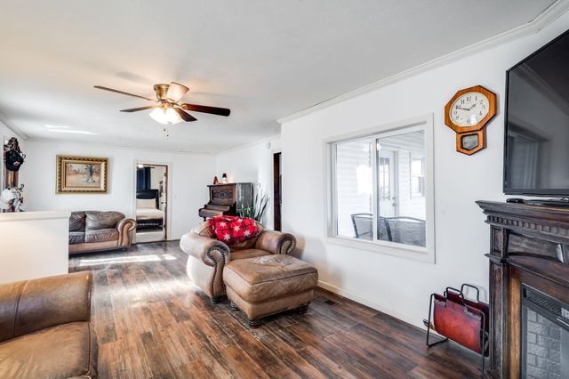 13600 E 71st St S, Derby, KS 67037