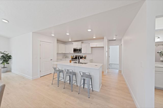 1050 NW Fairway Road 153, Madras, OR 97741