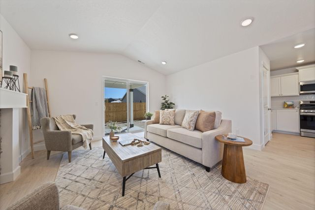 1050 NW Fairway Road 153, Madras, OR 97741