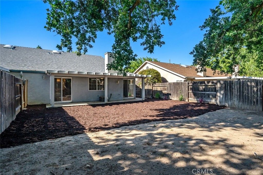 Image 12 of property listing at 805 Turtle Creek, Paso Robles, CA 93446