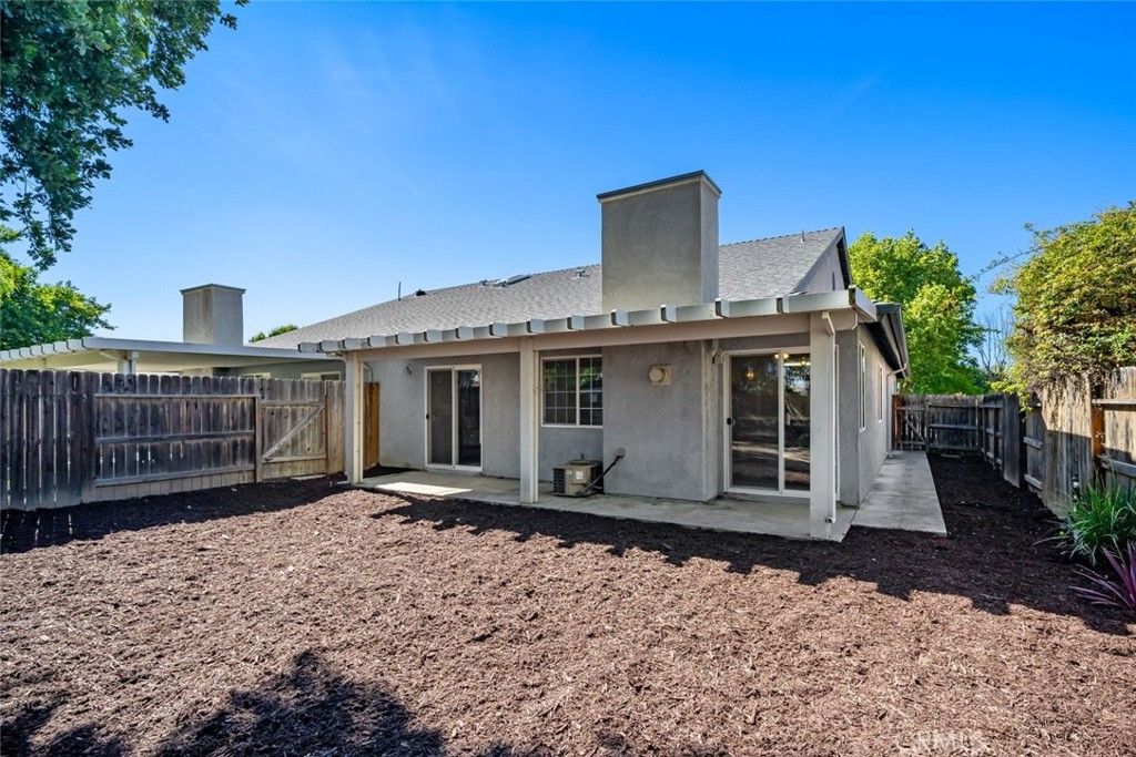 Image 13 of property listing at 805 Turtle Creek, Paso Robles, CA 93446