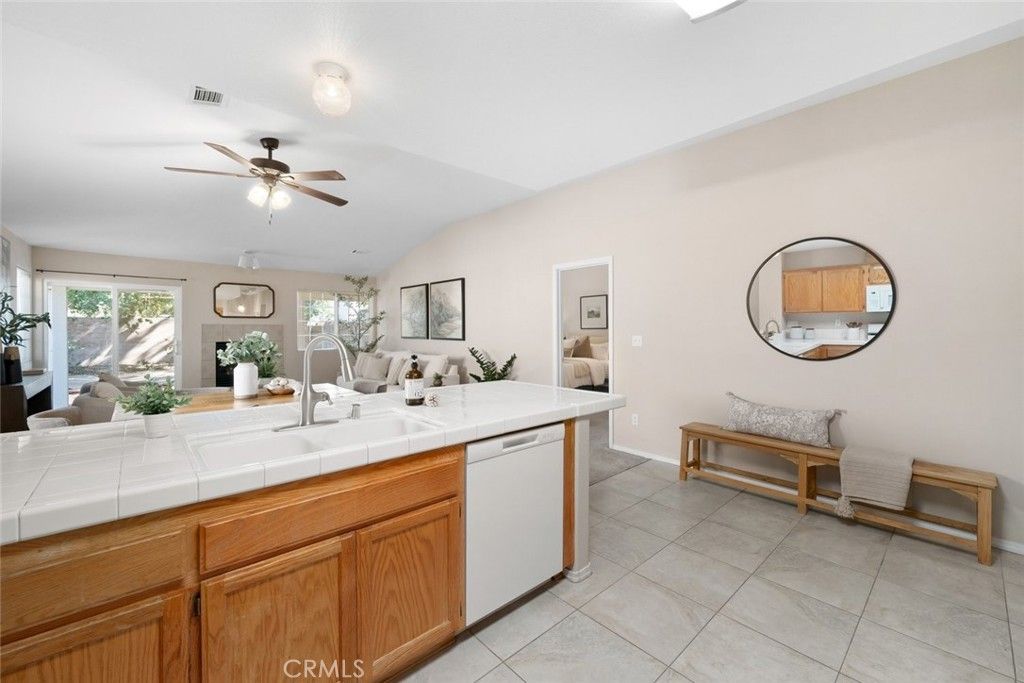 Image 17 of property listing at 805 Turtle Creek, Paso Robles, CA 93446