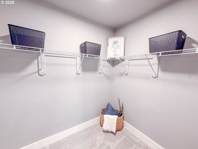 2382 E IRWIN Way, Eugene, OR 97402