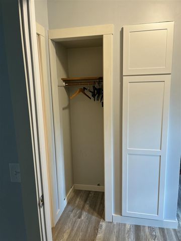 2000 William Street, Lansing, MI 48915