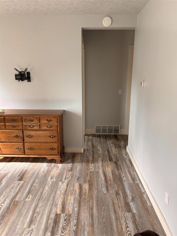 2000 William Street, Lansing, MI 48915