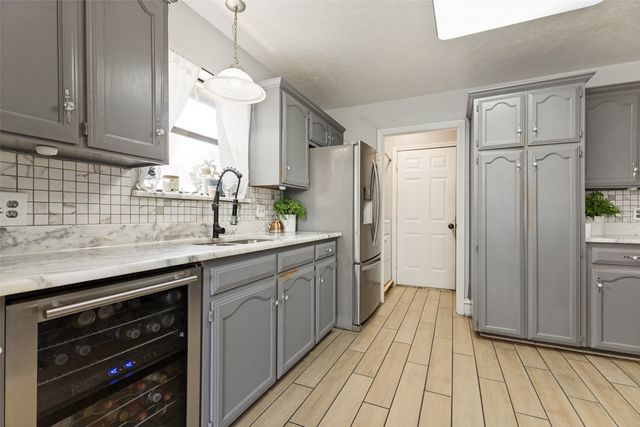4833 Colonial Park Drive, Haltom City, TX 76117