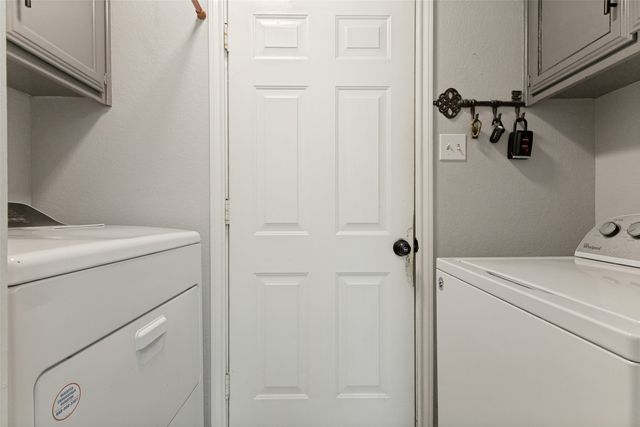 4833 Colonial Park Drive, Haltom City, TX 76117
