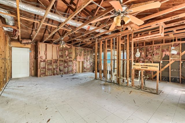 2748 Running Brook Lane, Dallas, TX 75228