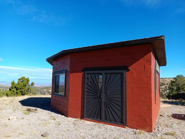 S Spirit Way, Magdalena, NM 87825