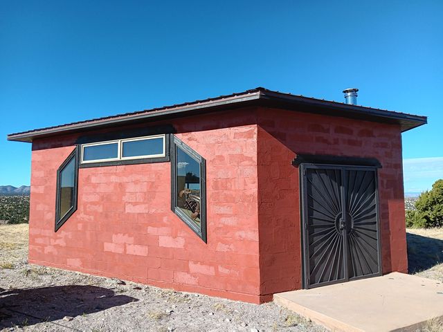S Spirit Way, Magdalena, NM 87825