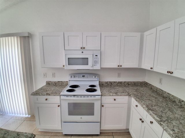 2835 PALM ISLE WAY, Orlando, FL 32829
