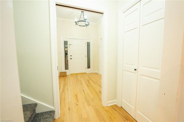 3750 11th Street NE, Hickory, NC 28601