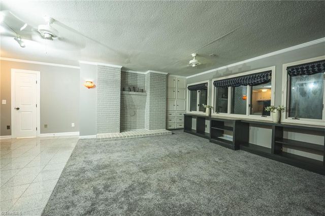 3750 11th Street NE, Hickory, NC 28601