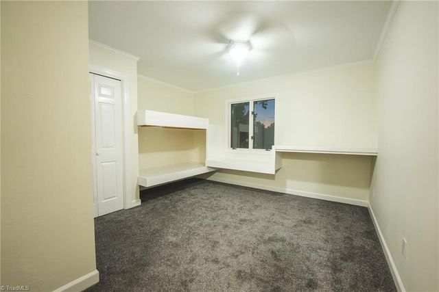 3750 11th Street NE, Hickory, NC 28601