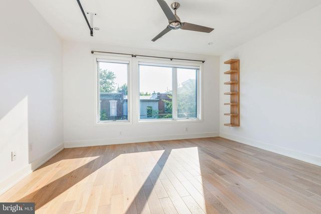 2058 E SUSQUEHANNA AVE, Philadelphia, PA 19125