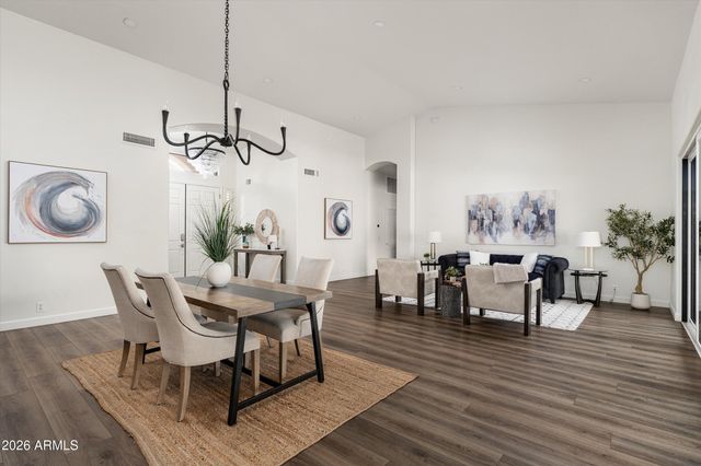 9273 S KENNETH Place, Tempe, AZ 85284