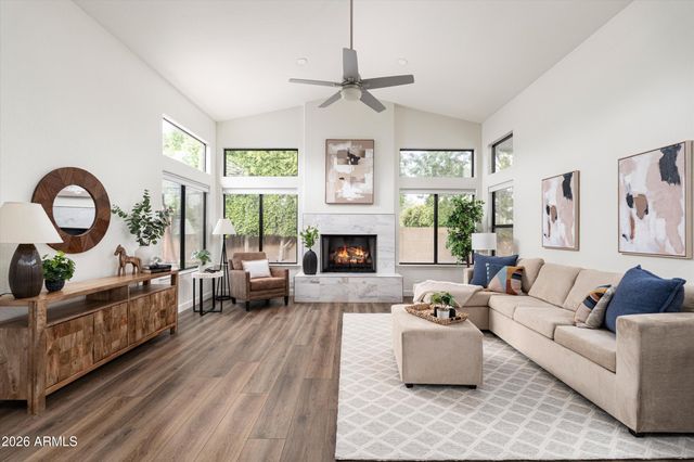 9273 S KENNETH Place, Tempe, AZ 85284