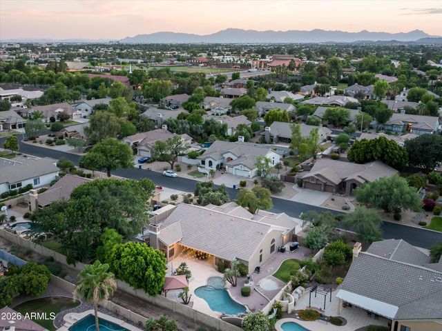 9273 S KENNETH Place, Tempe, AZ 85284