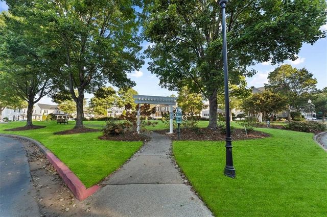 760 Gardenside Circle SE, Marietta, GA 30067