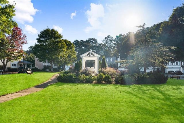 760 Gardenside Circle SE, Marietta, GA 30067