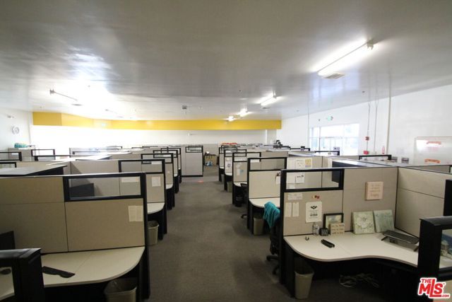 515 E Rosecrans Avenue, Compton, CA 90221