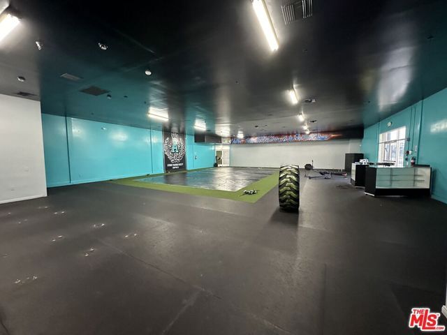 515 E Rosecrans Avenue, Compton, CA 90221