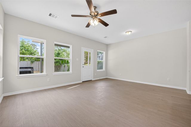 9020 Madera Road, Houston, TX 77078