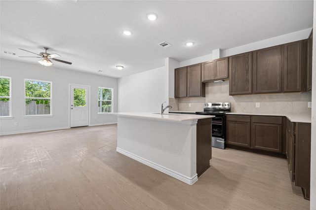 9020 Madera Road, Houston, TX 77078