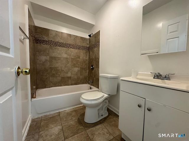 40 Jane Street, Bridgeport, CT 06608