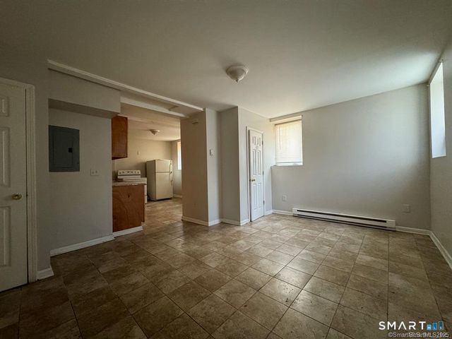 40 Jane Street, Bridgeport, CT 06608